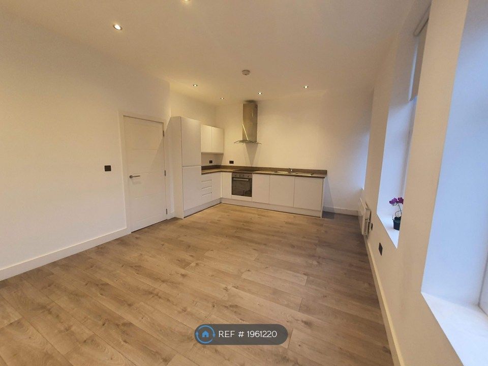 Property photo 2 of 10 Spacious Open Plan Lounge, Dining Room And Kitchen