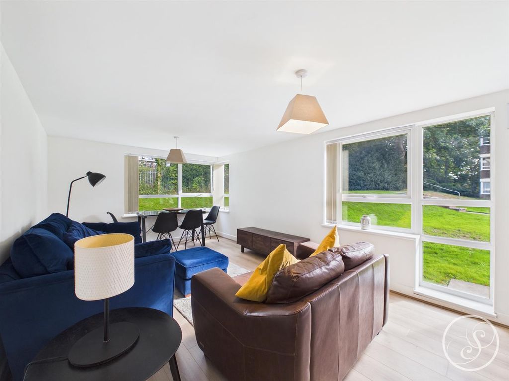 Property photo 3 of 20 Cam02071G0-Pr1044-Still006.Jpg