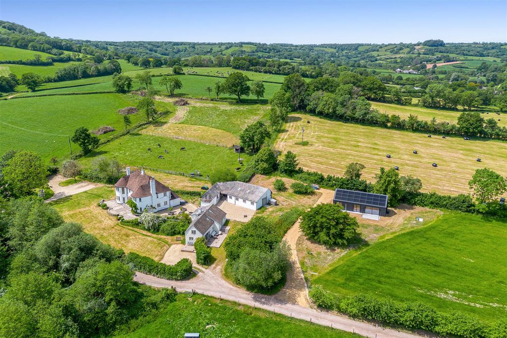 Property photo 3 of 27 Drone