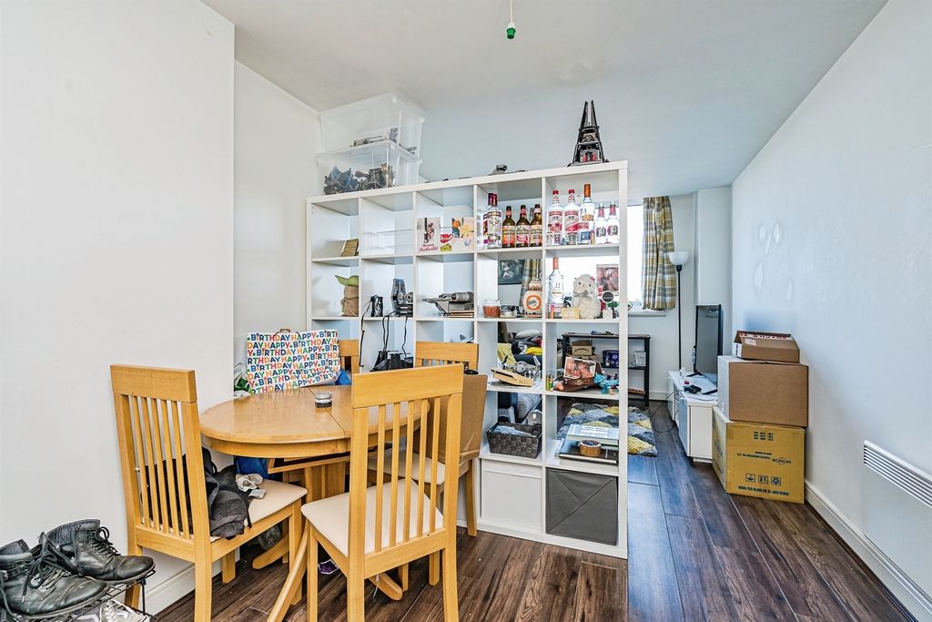 Additional image 11 of 1 bed flat for saleWaterfront West, Brierley Hill DY5