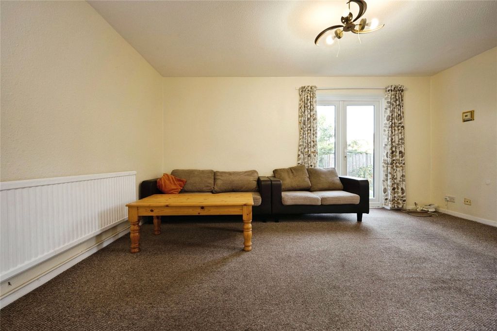 Property photo 2 of 17 Picture No. 20