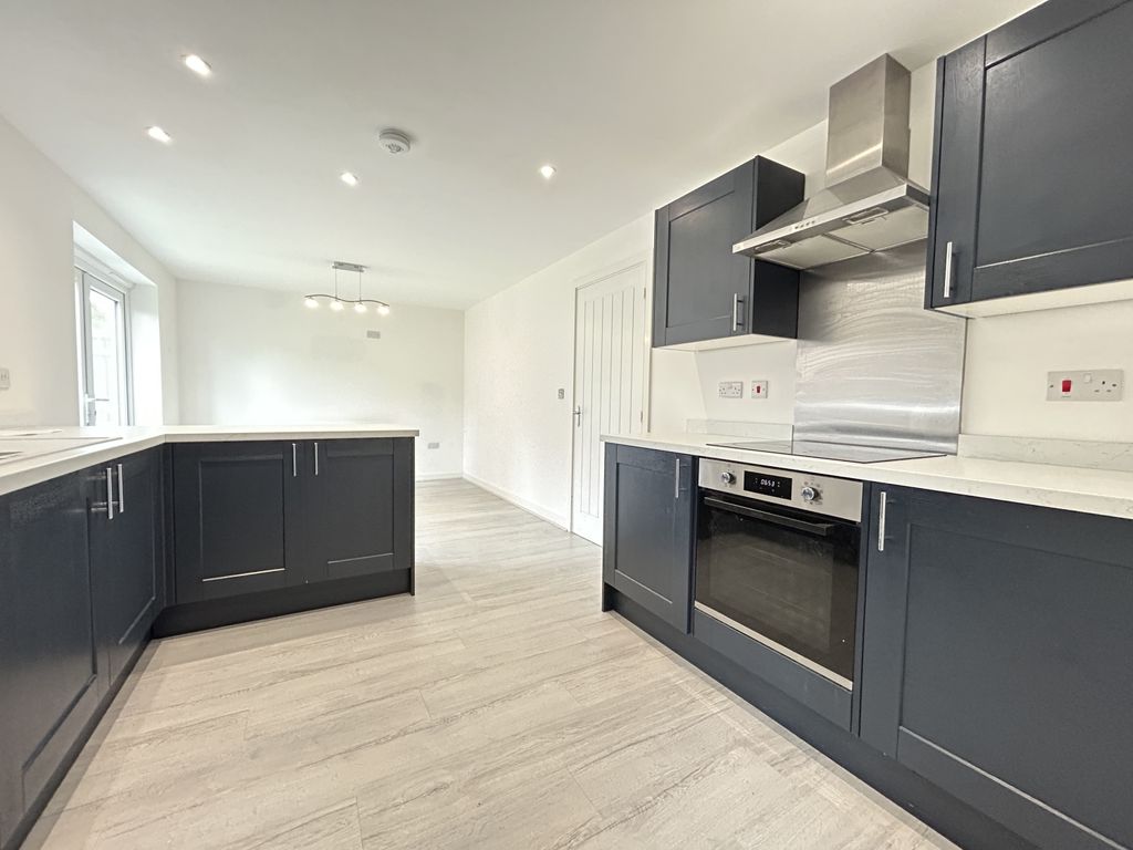 Property photo 2 of 17 Img_0156
