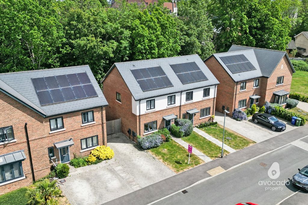 Property photo 1 of 18 4846582