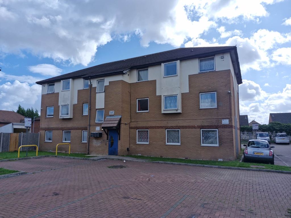 Property photo 1 of 7