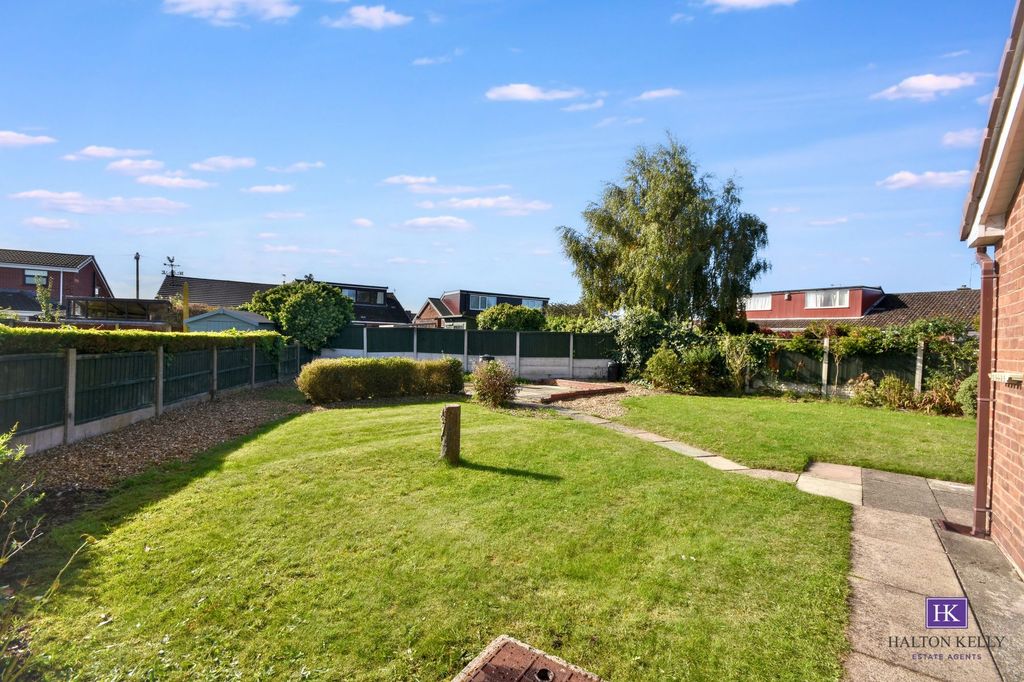 Property photo 3 of 19