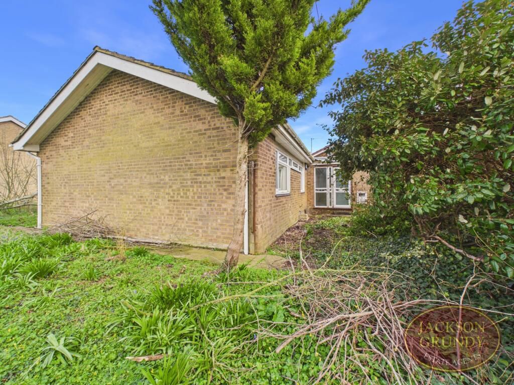 Property photo 2 of 16