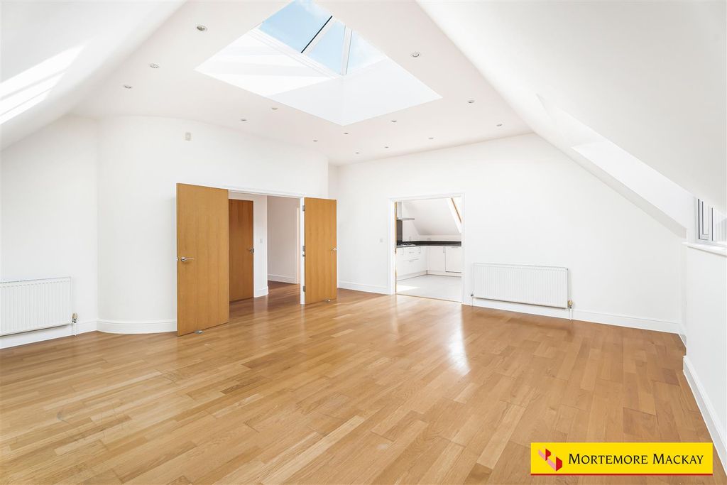 Property photo 3 of 27 14_93956_Watermarked.Jpg