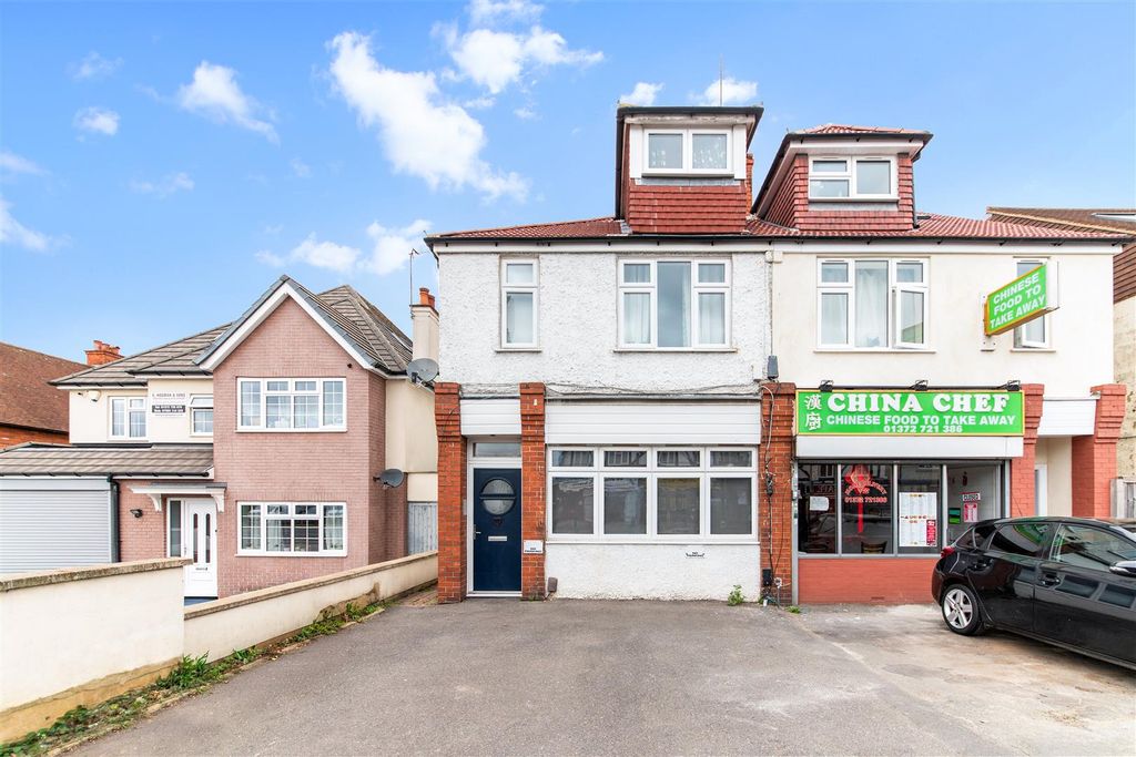 Property photo 1 of 15 East Street (2).Jpg