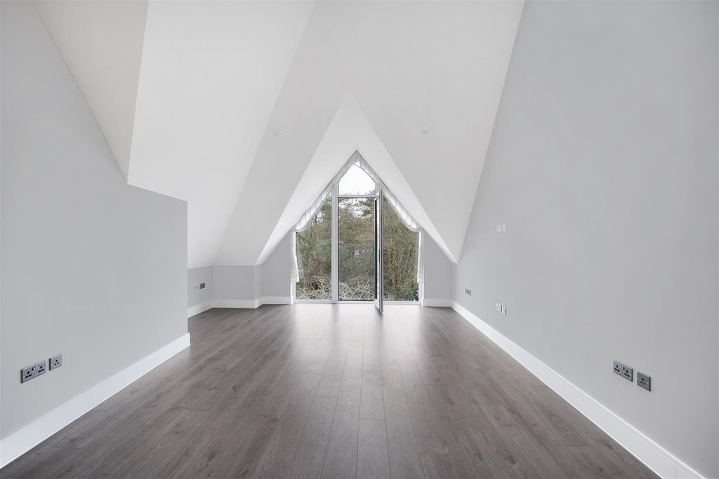 Property photo 3 of 20 Dsc09449.Jpg