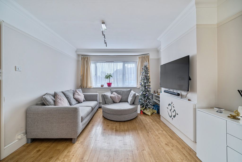 Property photo 3 of 16 1394673-12-694Ab1...