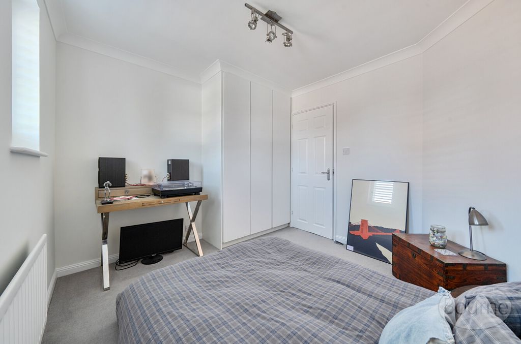 Additional image 12 of 2 bed flat for saleAlbury Road, Guildford, Surrey GU1