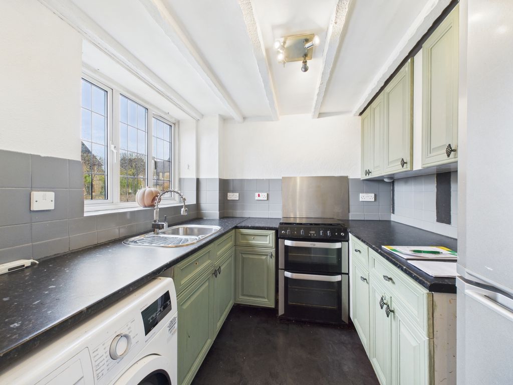 Property photo 2 of 8 Cam01721G0-Pr0103-Still007