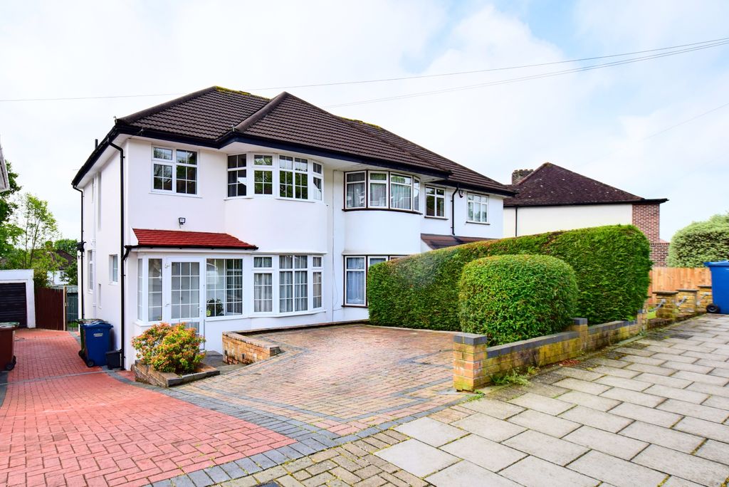 Property photo 1 of 12 1