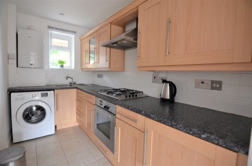 Property photo 2 of 8 2