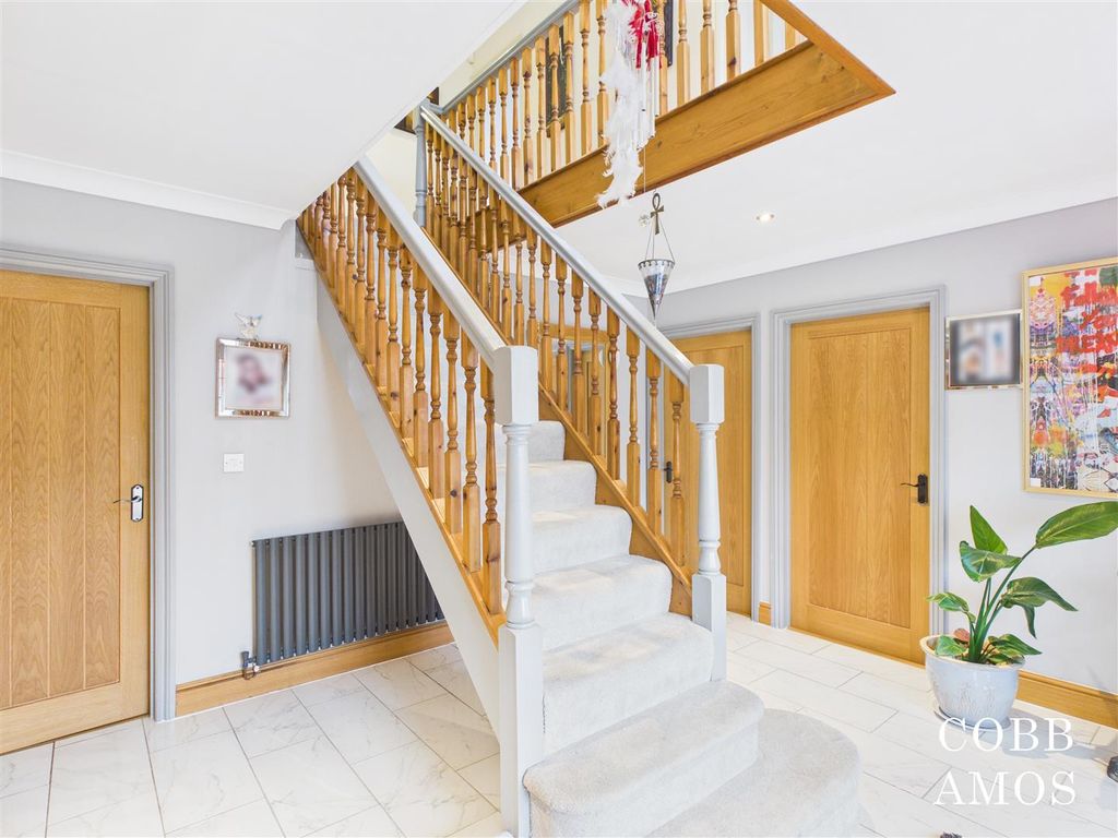 Property photo 2 of 28 Cam02803G0-Pr0259-Still003.Jpg