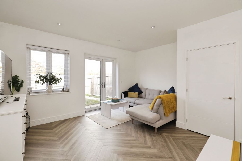 Property photo 3 of 17