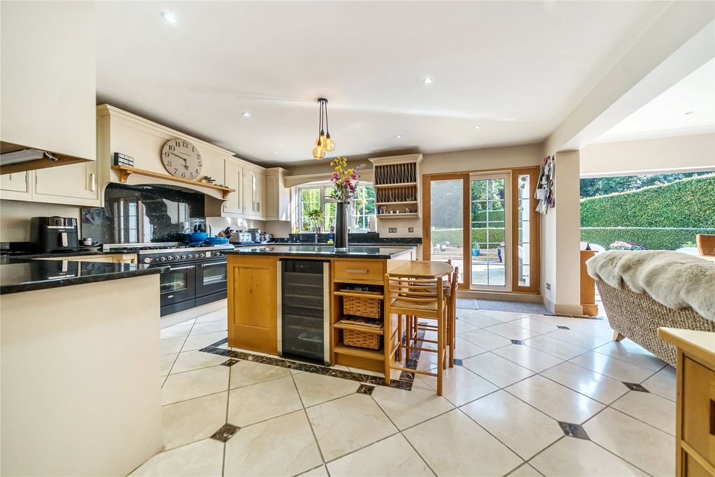Property photo 3 of 97 Picture No. 57