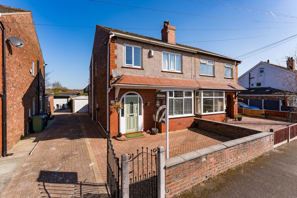 Property photo 1 of 23