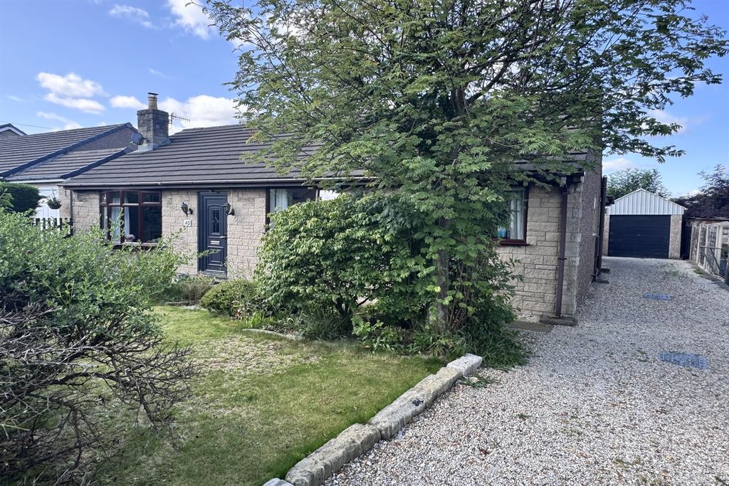 Property photo 1 of 18 (Main)