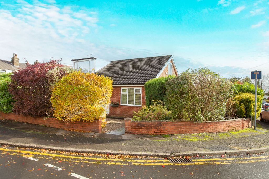 Property photo 1 of 18 Front