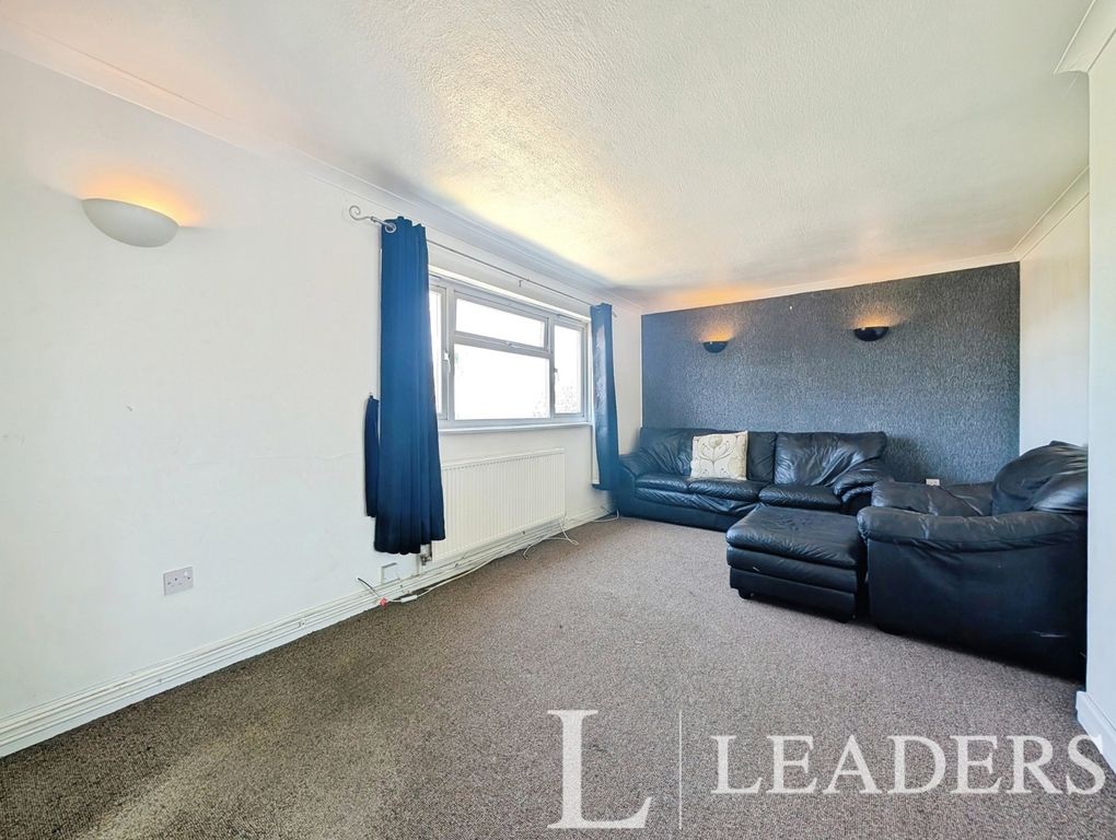 Property photo 2 of 10 Pbox-Img.Jpg