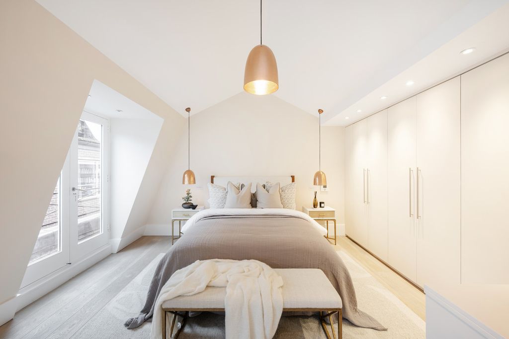 Property photo 3 of 22