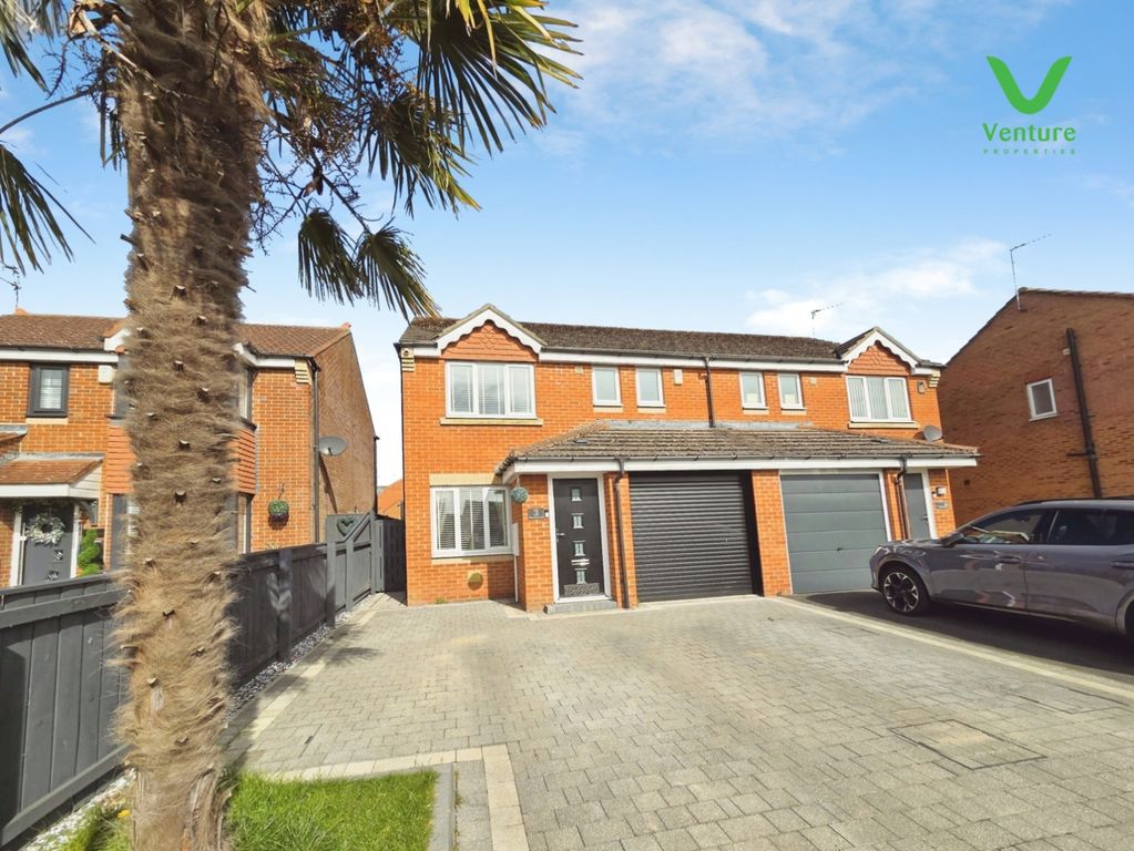 Property photo 1 of 17 Pbox-Img.Jpg