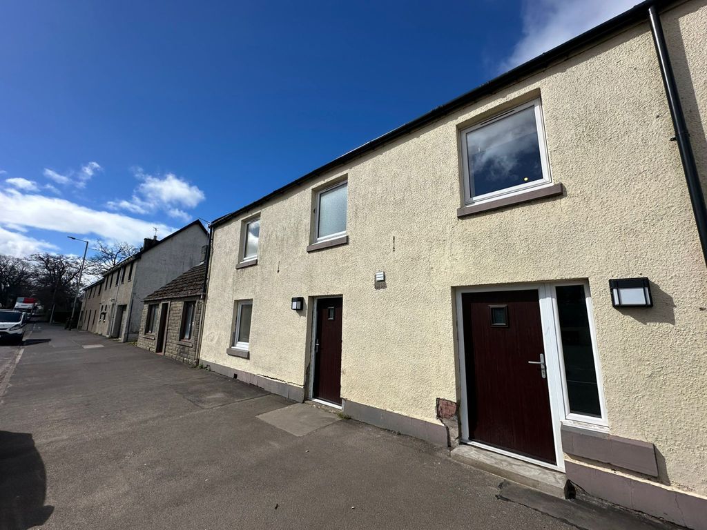 Property photo 1 of 28