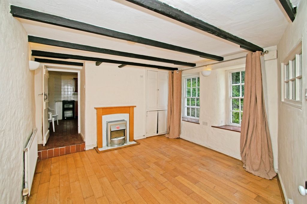 Property photo 2 of 15 Dining Room