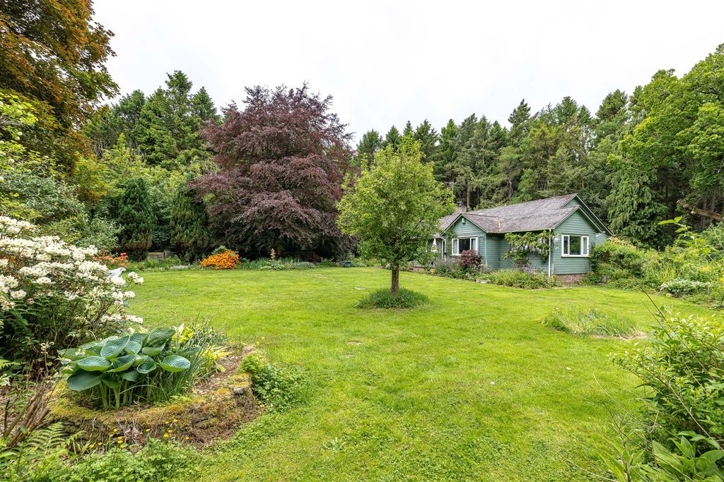 Property photo 1 of 49 Cedar Lodge Hawick 46.Jpg
