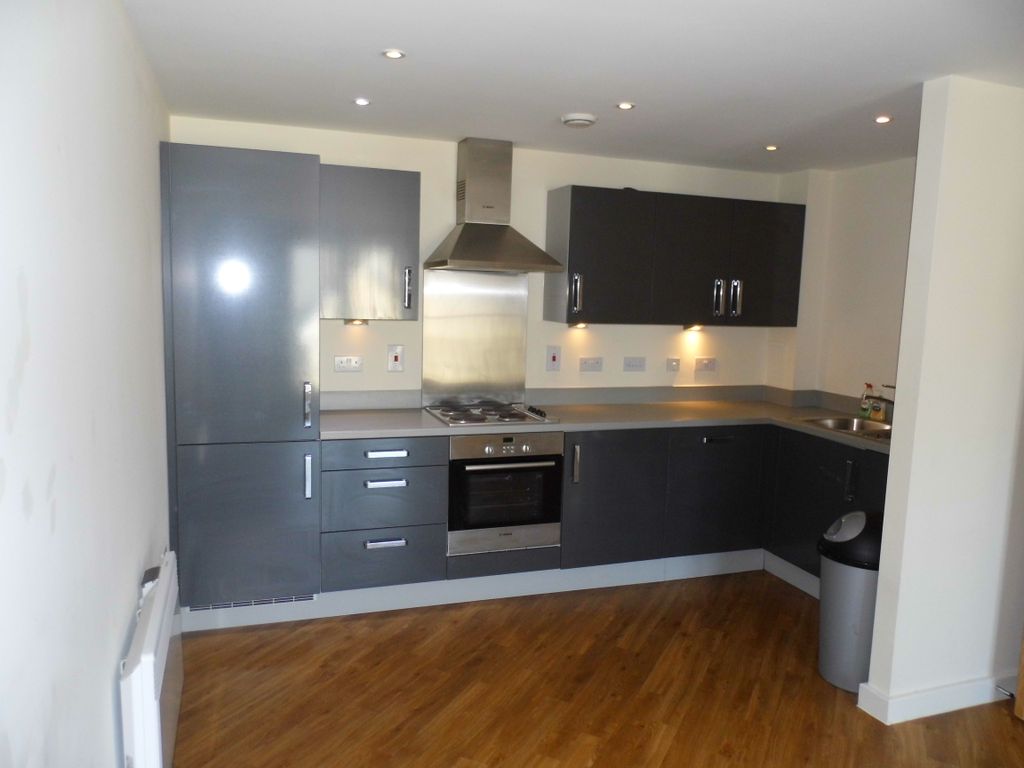 Property photo 2 of 12 Kitchen Area