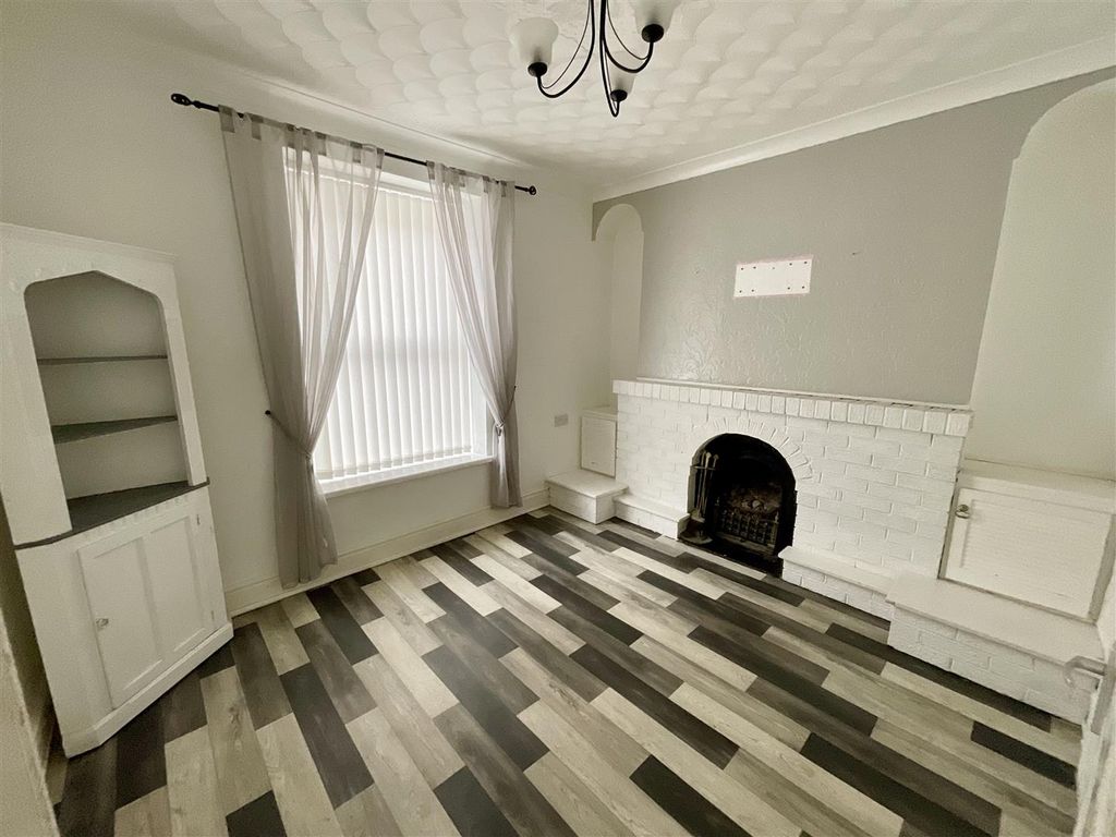 Property photo 2 of 32 Img_8979.Jpeg