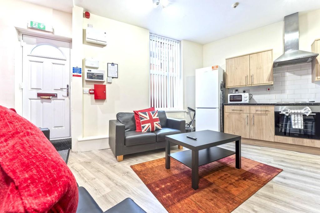 Property photo 2 of 20 Kitchen Diner 2.Jpg