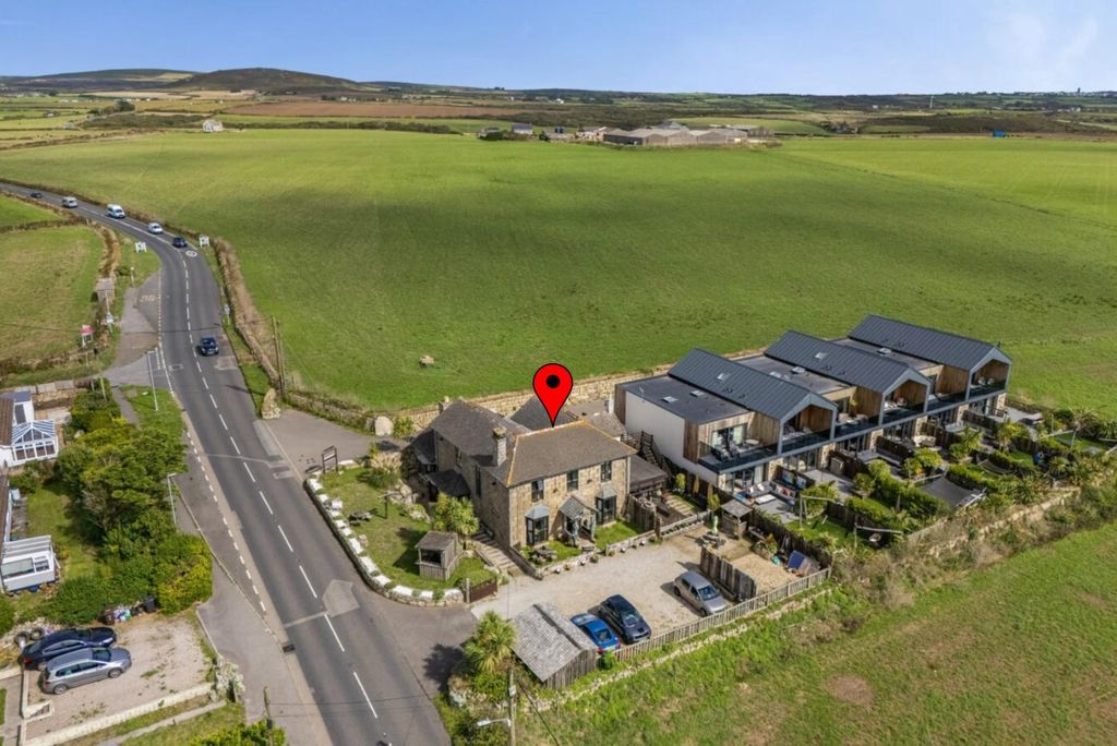 Property photo 3 of 15 Drone 8.Jpg