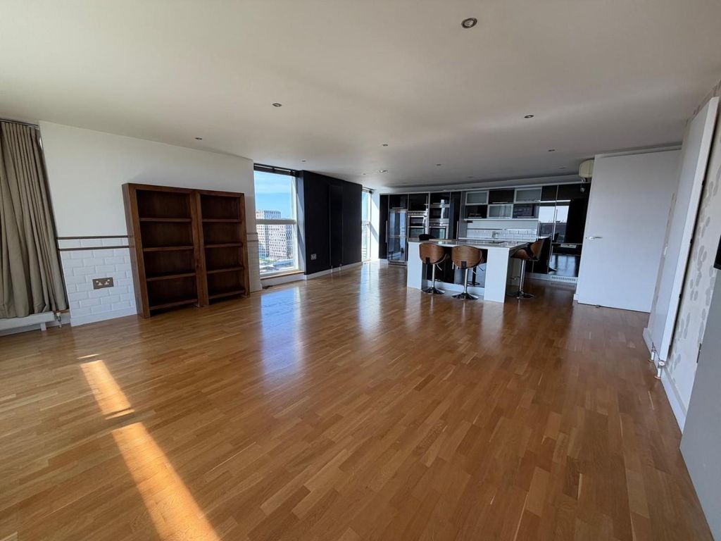 Property photo 3 of 23 5A72523c-Whatsapp 20Image 202026-03-19 20At 2014.3