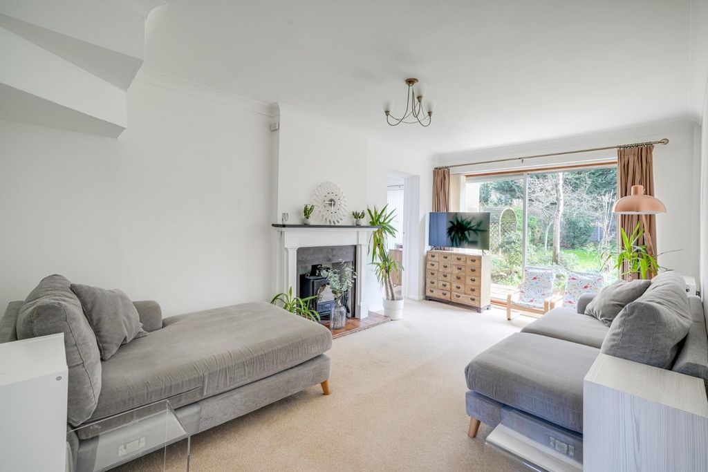 Property photo 2 of 22