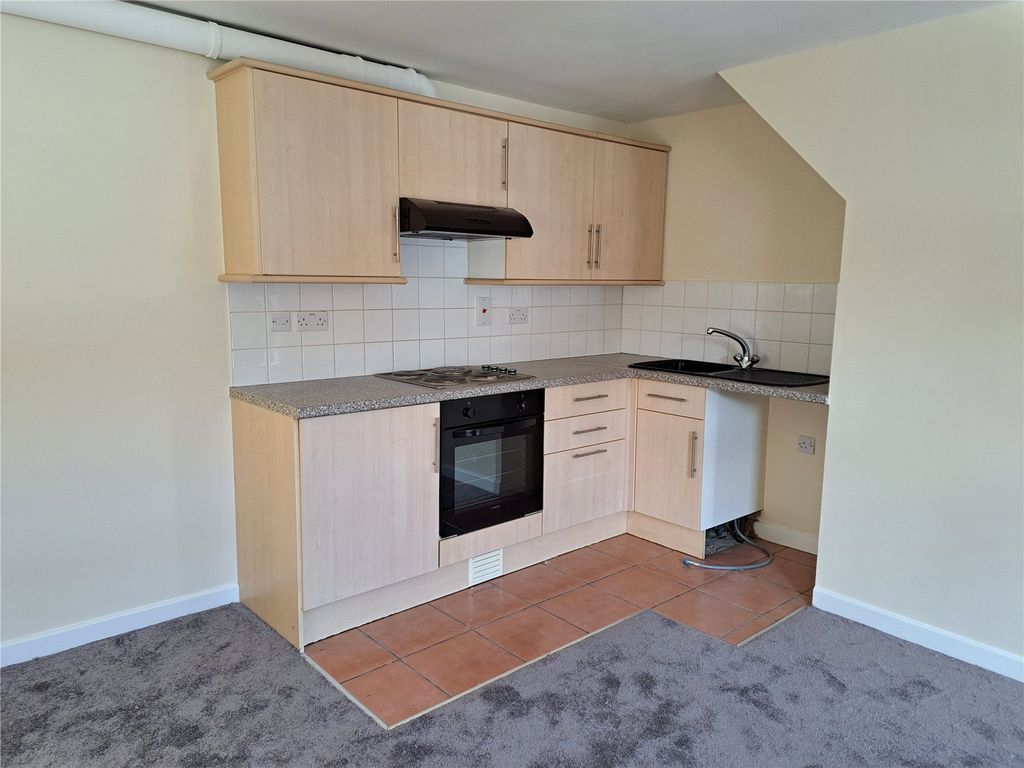 Property photo 3 of 7 Picture No. 04