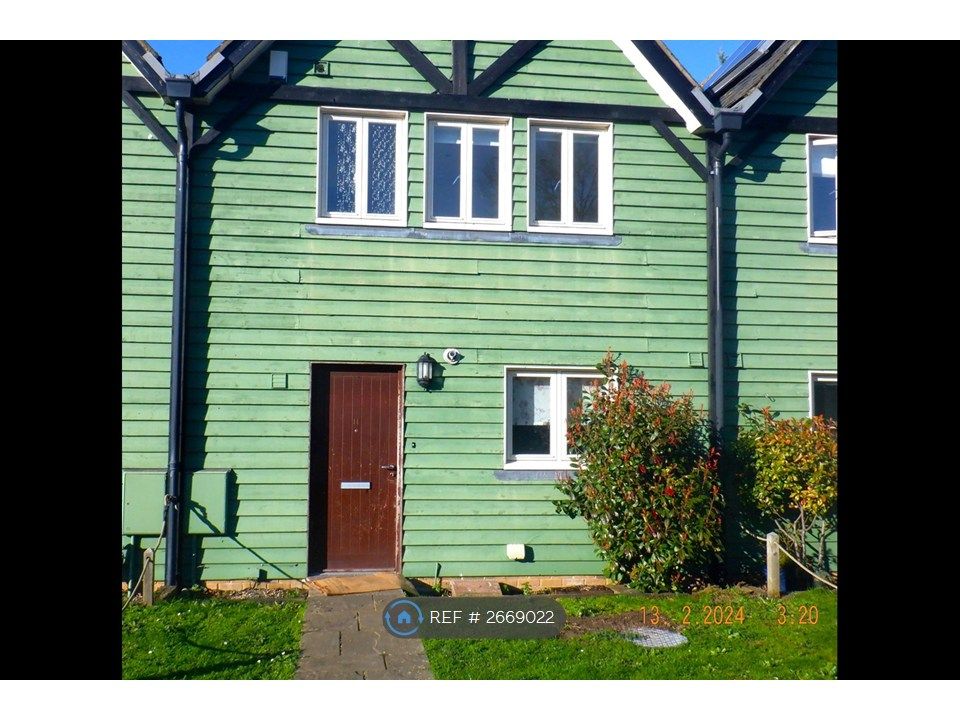 Property photo 2 of 27