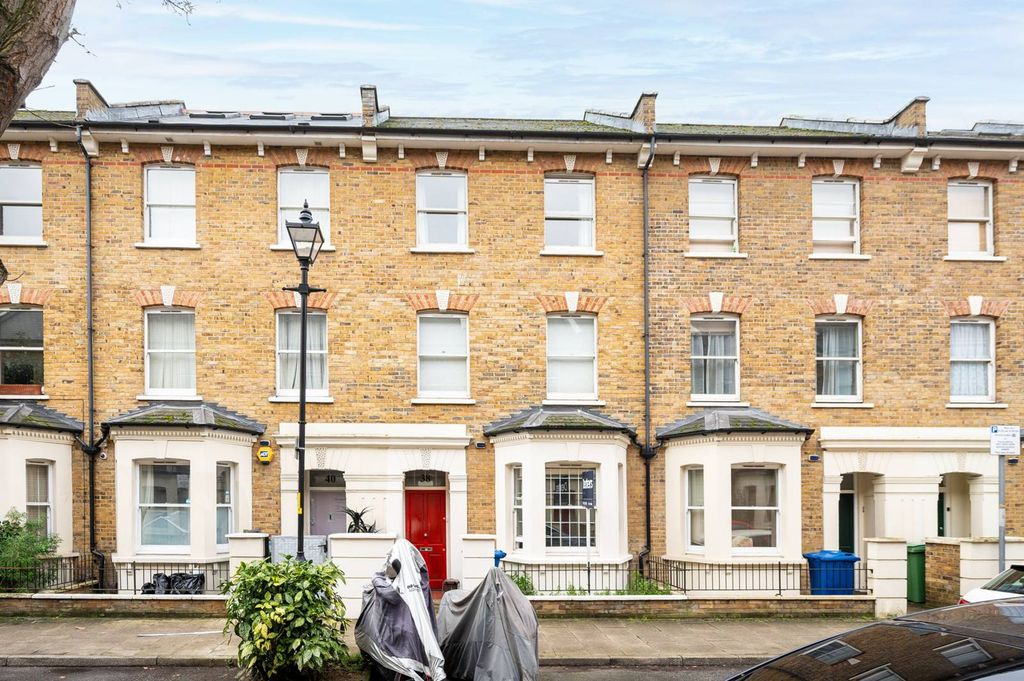 Property photo 2 of 9