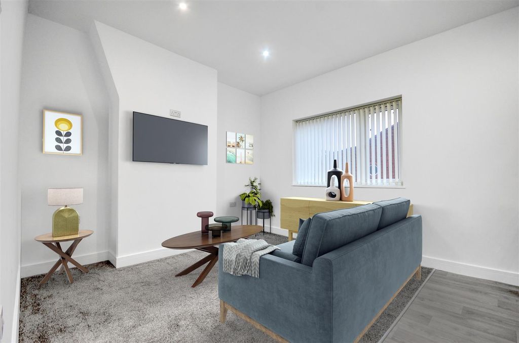 Property photo 1 of 12 Living Room.Jpg