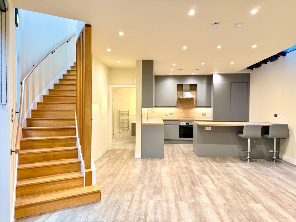 Property photo 1 of 26