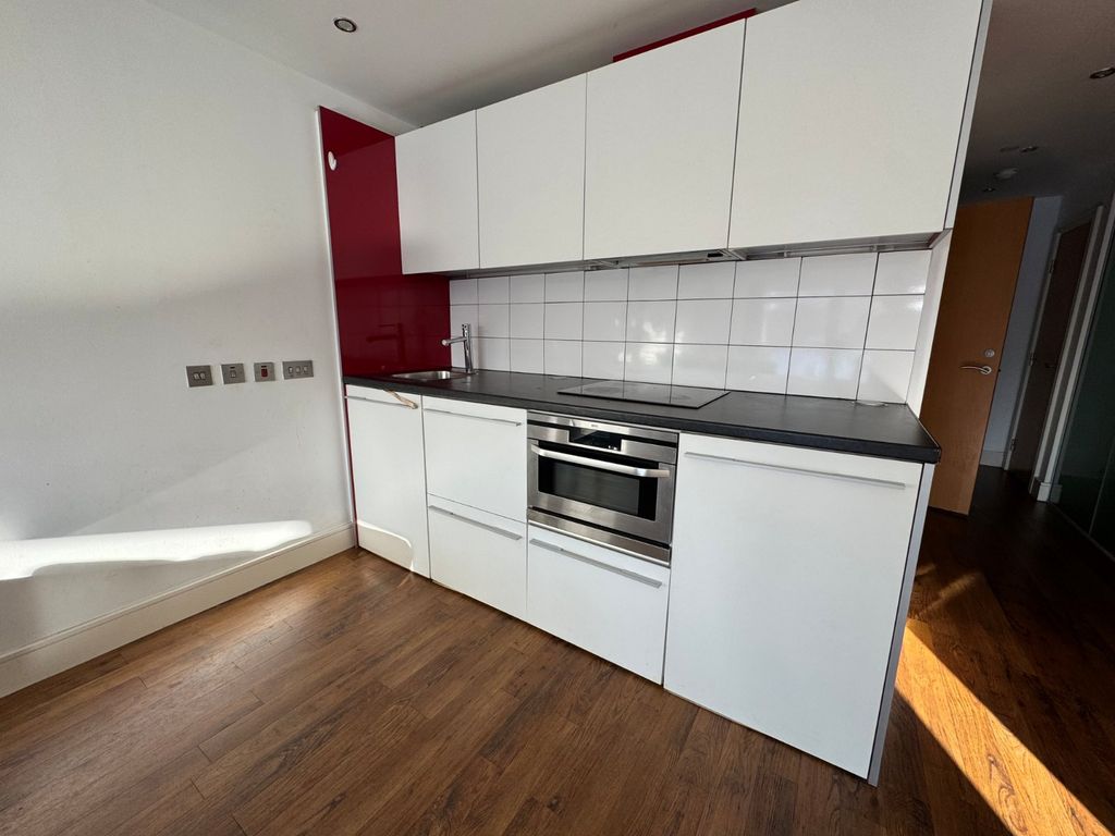 Property photo 2 of 8 Picture No. 06