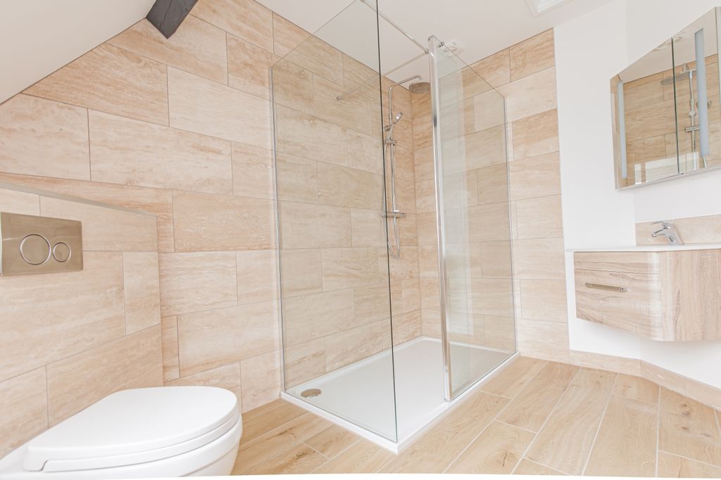 Property photo 3 of 9 161907