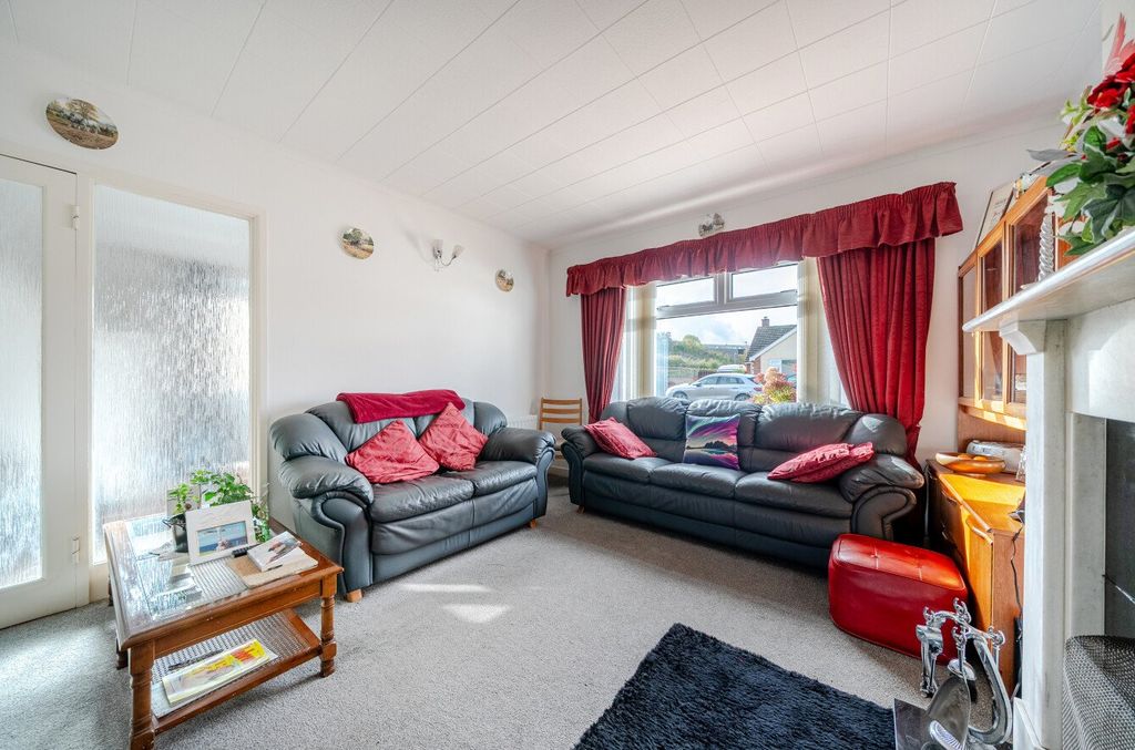 Property photo 3 of 22 Picture No. 26