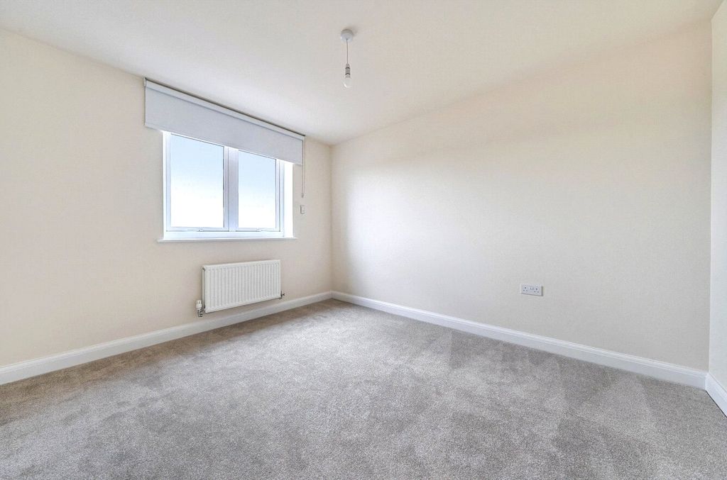 Property photo 3 of 16 Picture No. 03