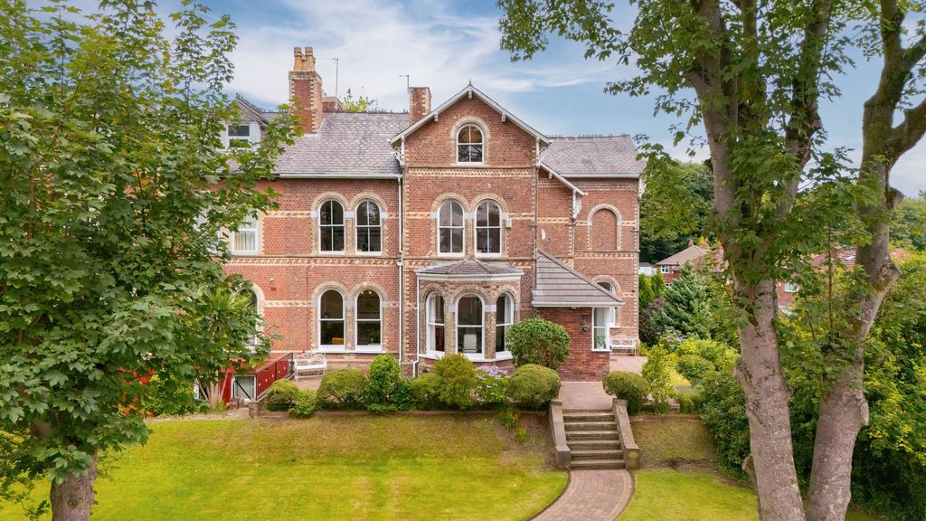 Property photo 1 of 60
