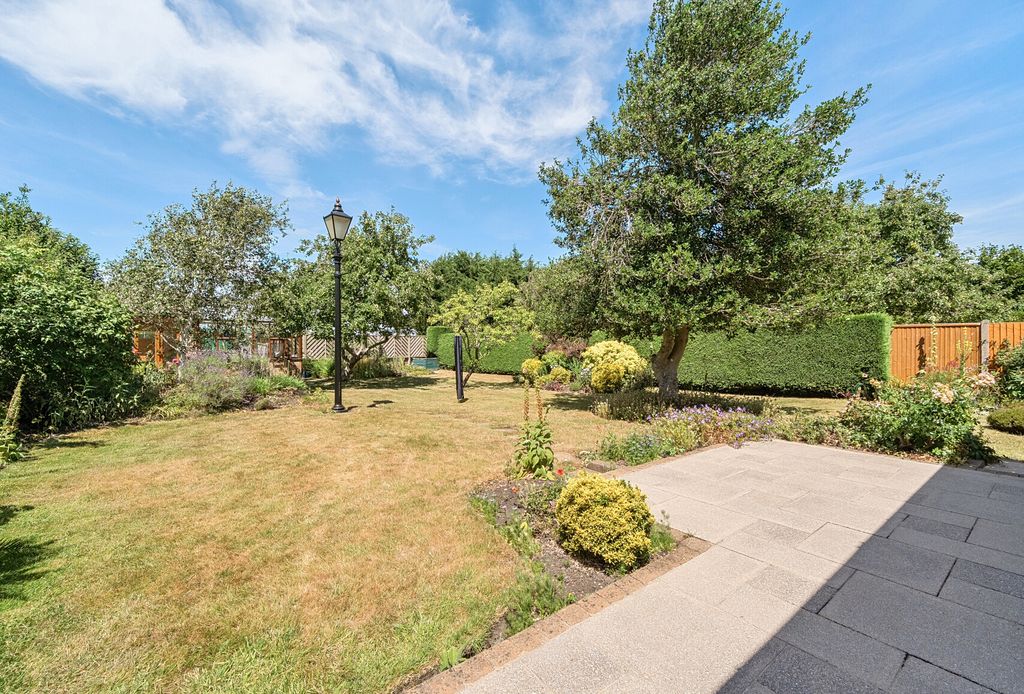 Property photo 2 of 20 1318637-5-6867F27...