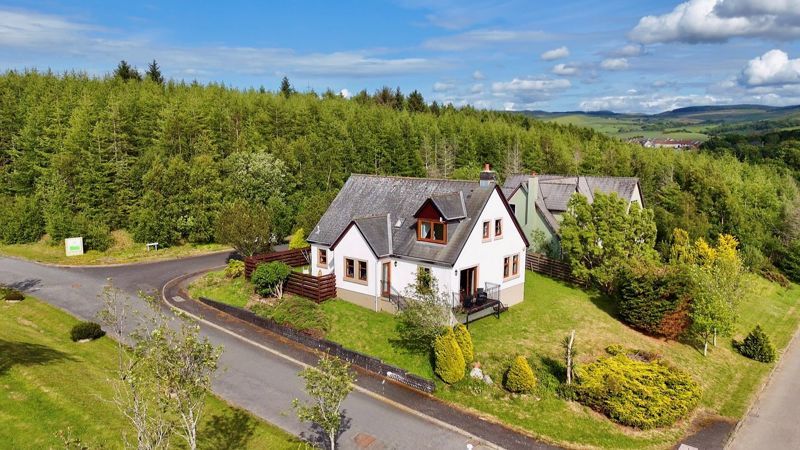 Property photo 1 of 33 Photo 34