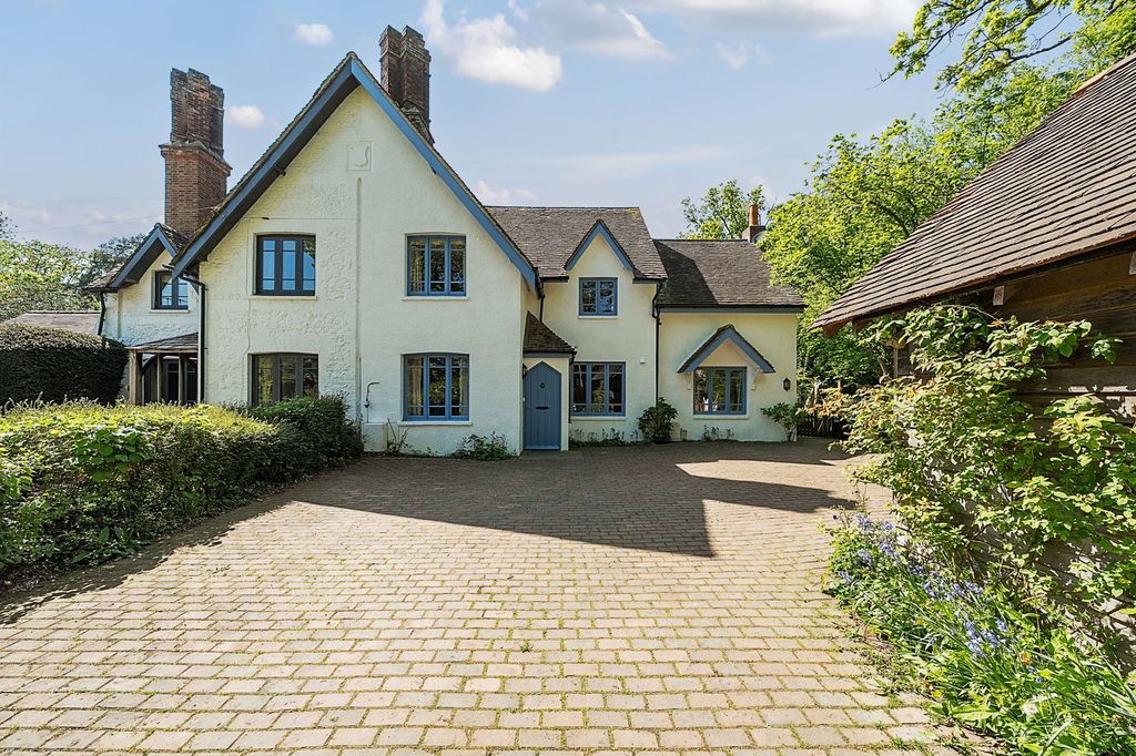 Property photo 1 of 30