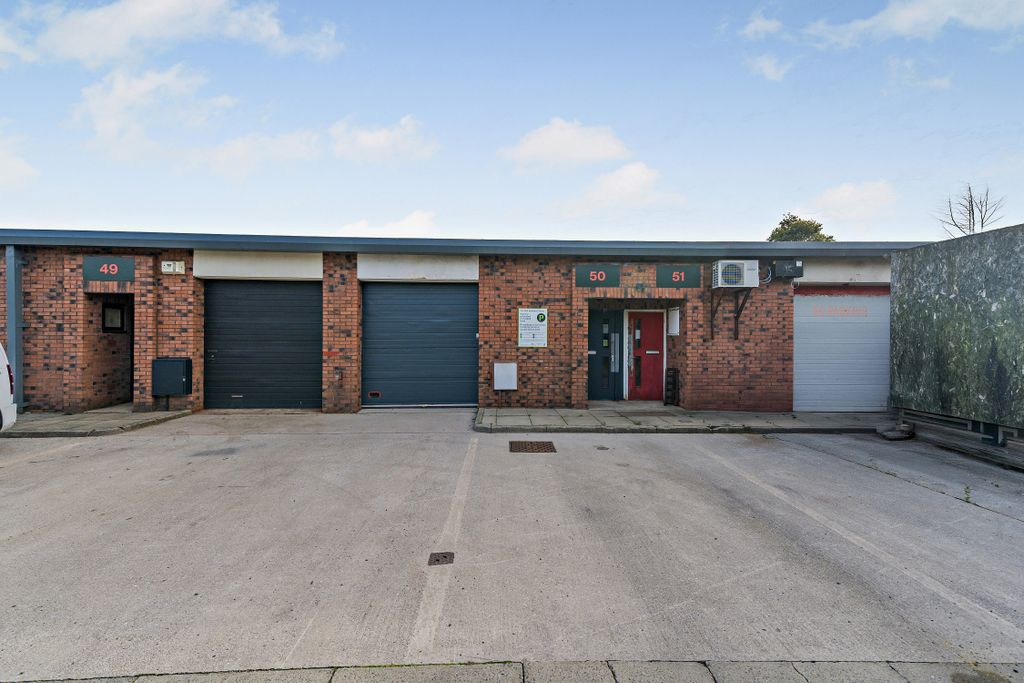 Property photo 2 of 15